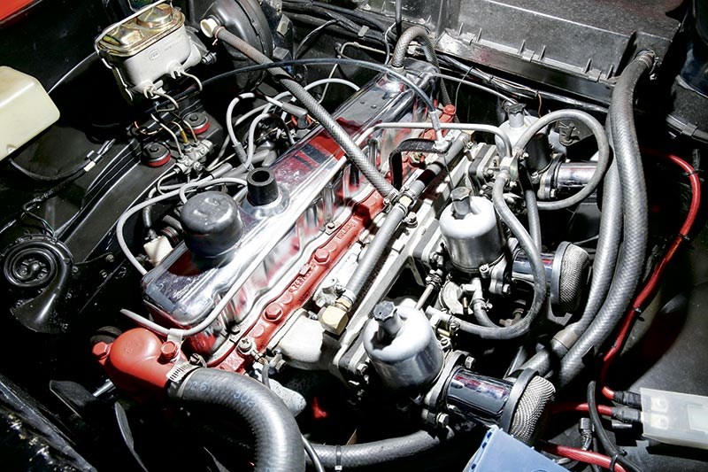 Holden GTR engine