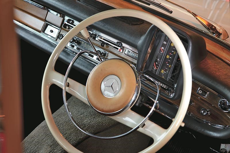 Mercedes Benz tailfin interior dash