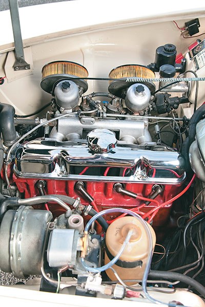 Volvo P1800 engine