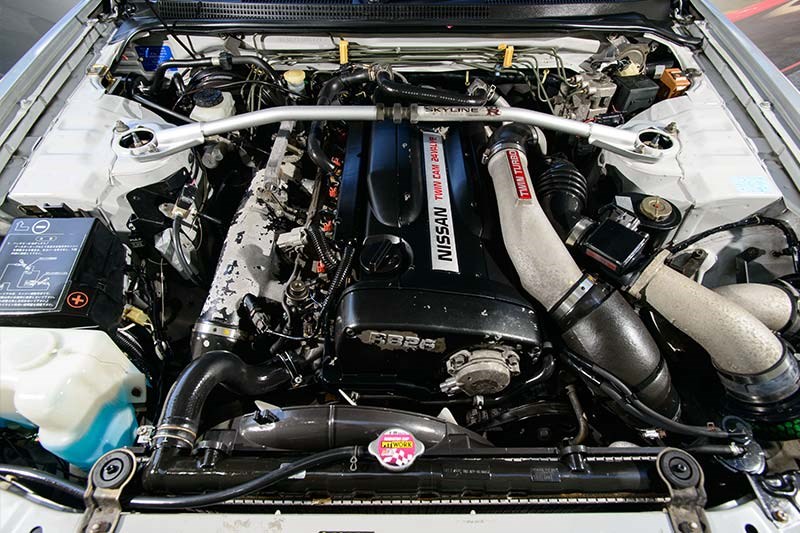 nissan skyline engine