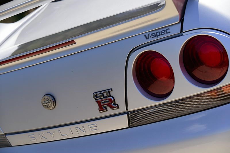 nissan skyline rear taillight 4