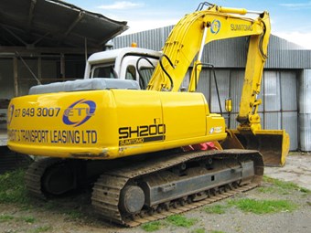 Sumitomo SH200-3 excavator