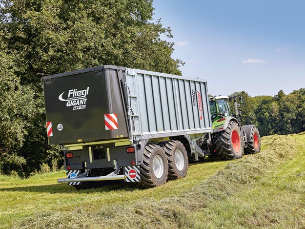 Fliegl ASW 271 Gigant Trailer Feature