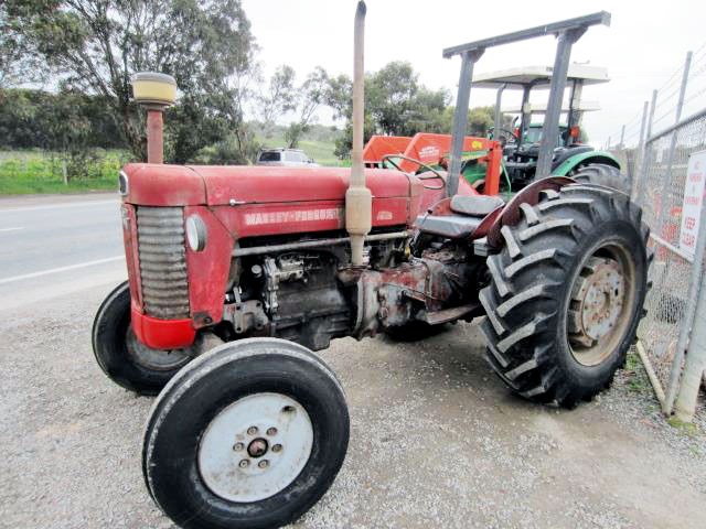 MASSEY FERGUSON 65 MKII TRACTOR