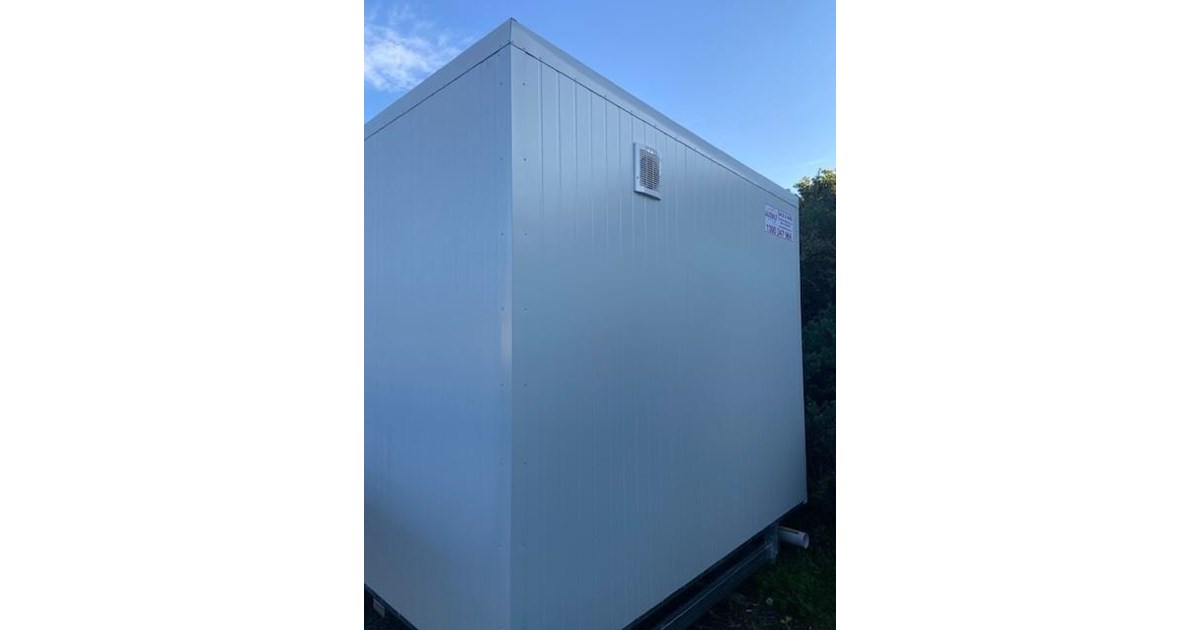 AUZBILT 6M X 3M FEMALE TOILET BLOCK for sale