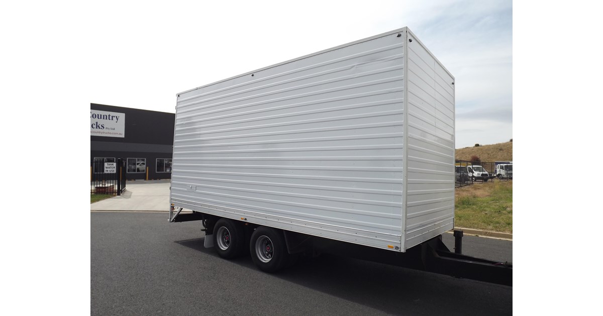 2003 STARLINE PIG TRAILER for sale