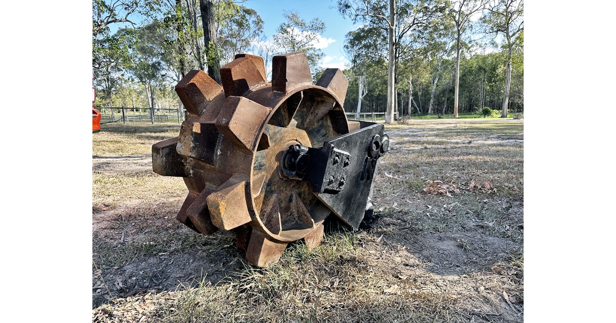 2016 OZ BUCKETS 20 TONNE Kobelko for sale