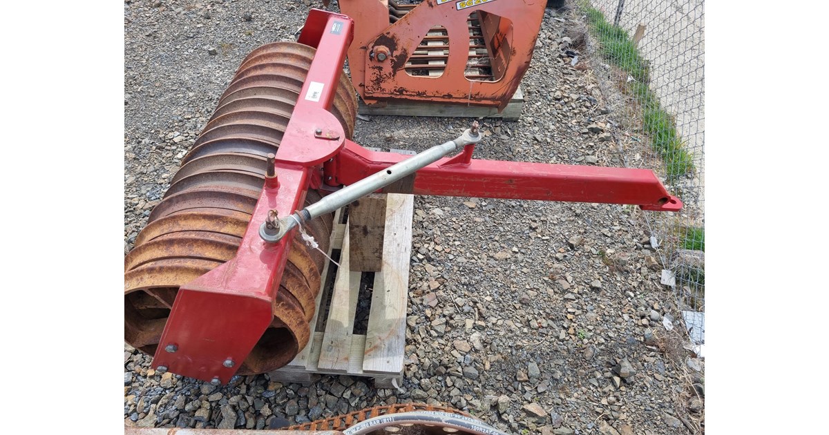 REDBACK CAMBRIDGE ROLLER for sale