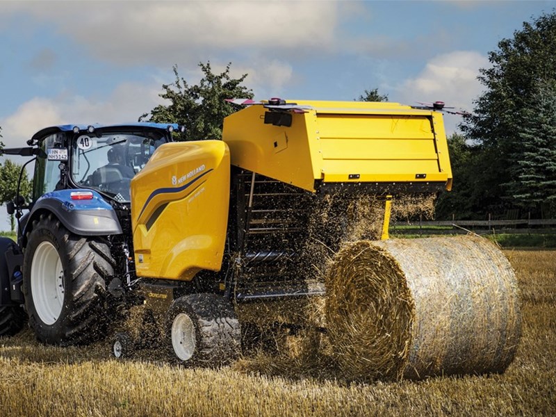 New Holland debuts round baler