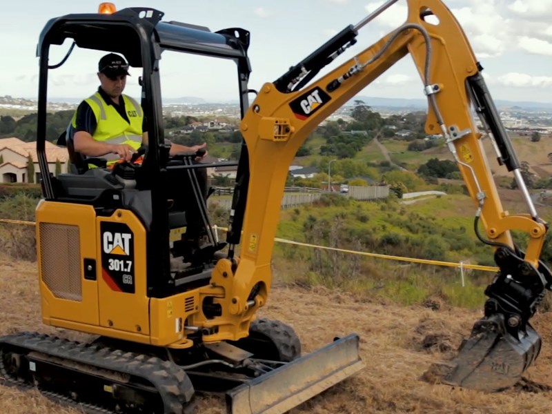 Video Gough Cat Next Generation Mini Excavators