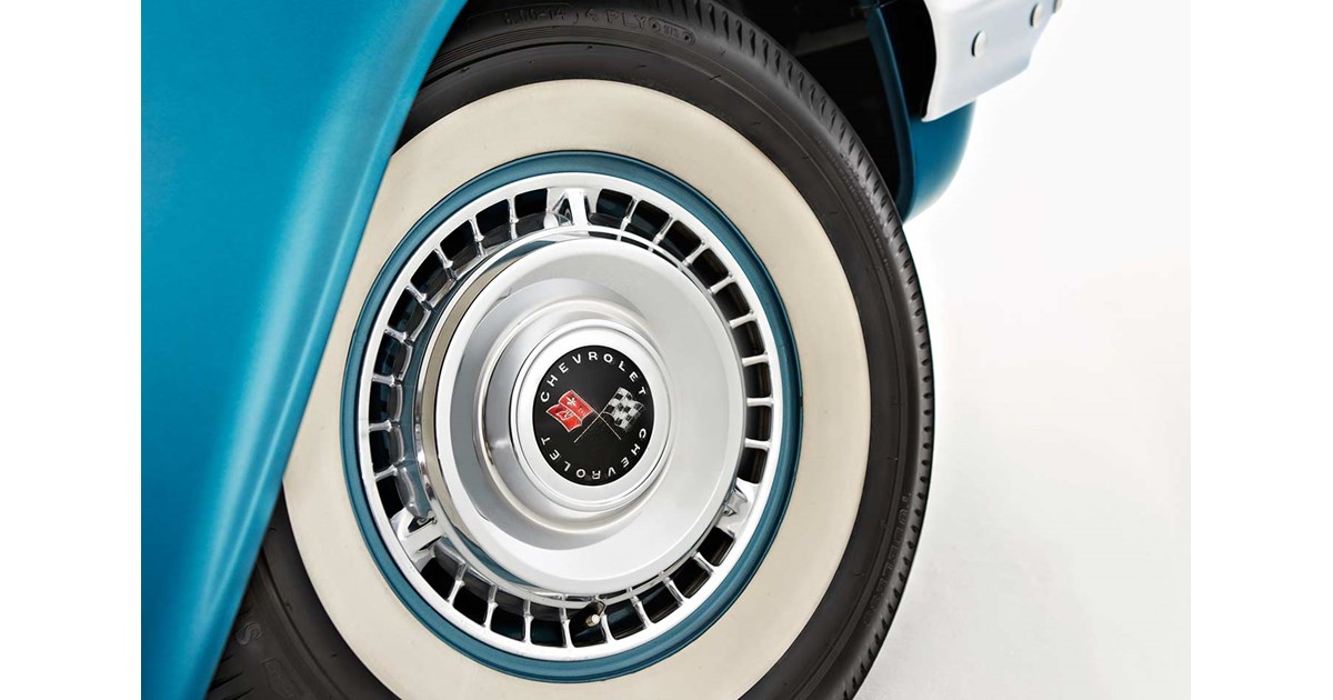 Classic Tyres on Classic Cars