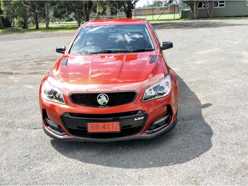 holden commodore ss 977801 005
