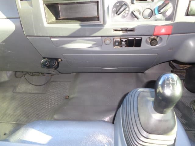 isuzu n series 862165 049