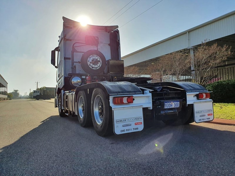 mercedes-benz actros 849409 007