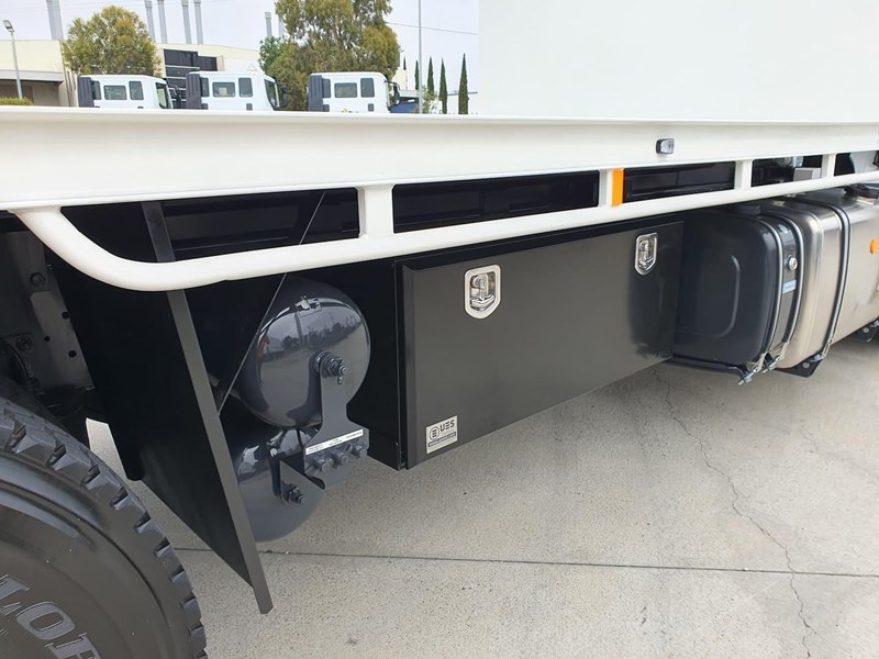 iveco stralis x-way 825203 035