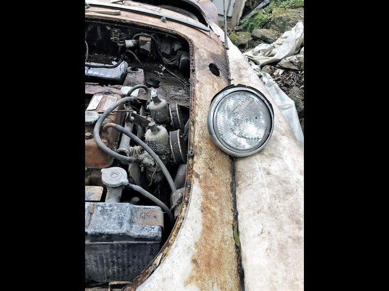 mg a 855288 045
