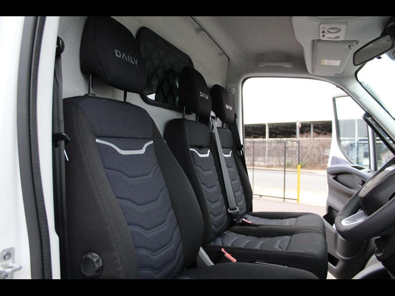 iveco daily 35s18 850532 031