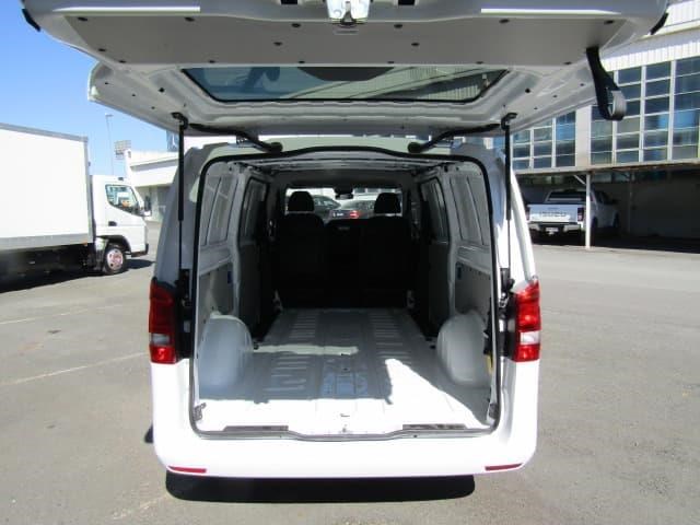 mercedes-benz vito 860146 051
