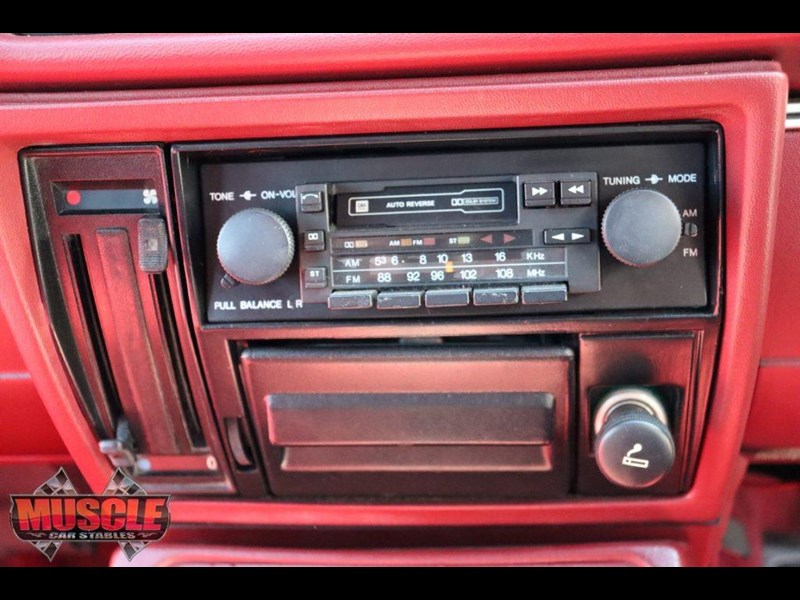 hdt brock commodore 862486 033