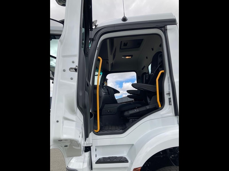 mercedes-benz arocs 4846 845206 025