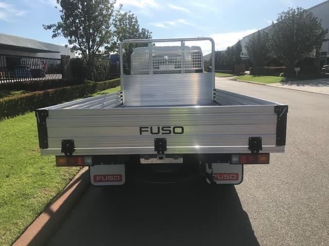 fuso canter 515 city cab 844973 011