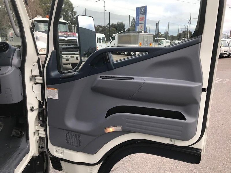 fuso canter 860459 017
