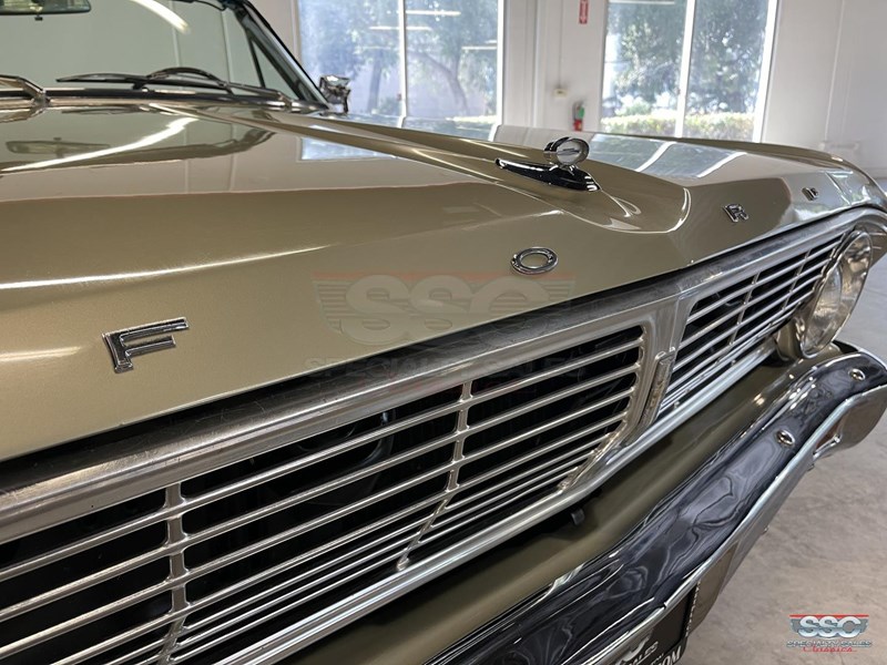 ford falcon 862620 059