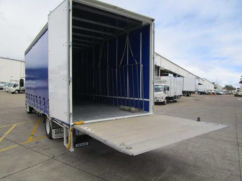 isuzu fsr850 long 855044 021