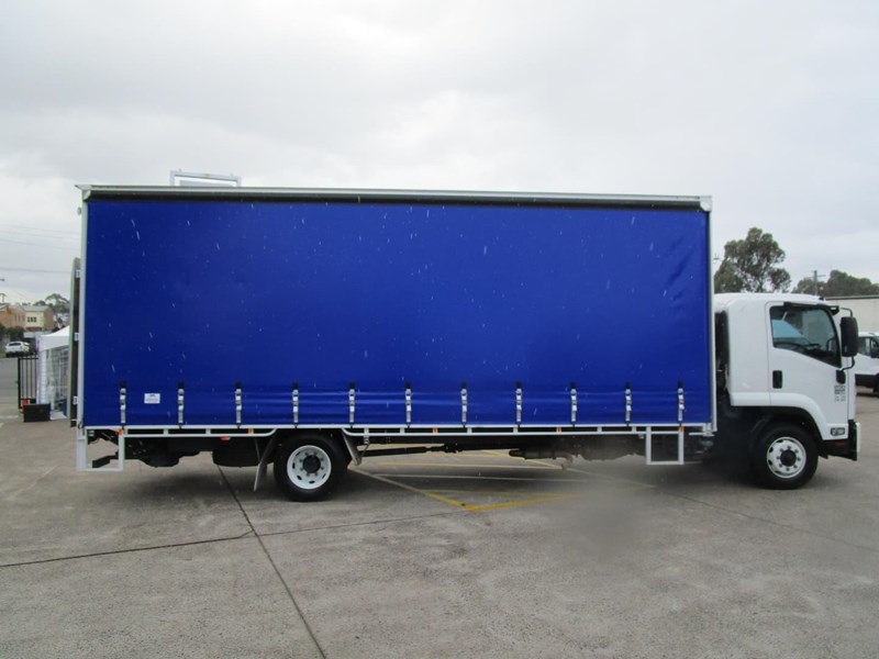isuzu fsr850 long 855044 015