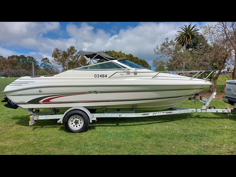 sea ray 200 cuddy 862823 009