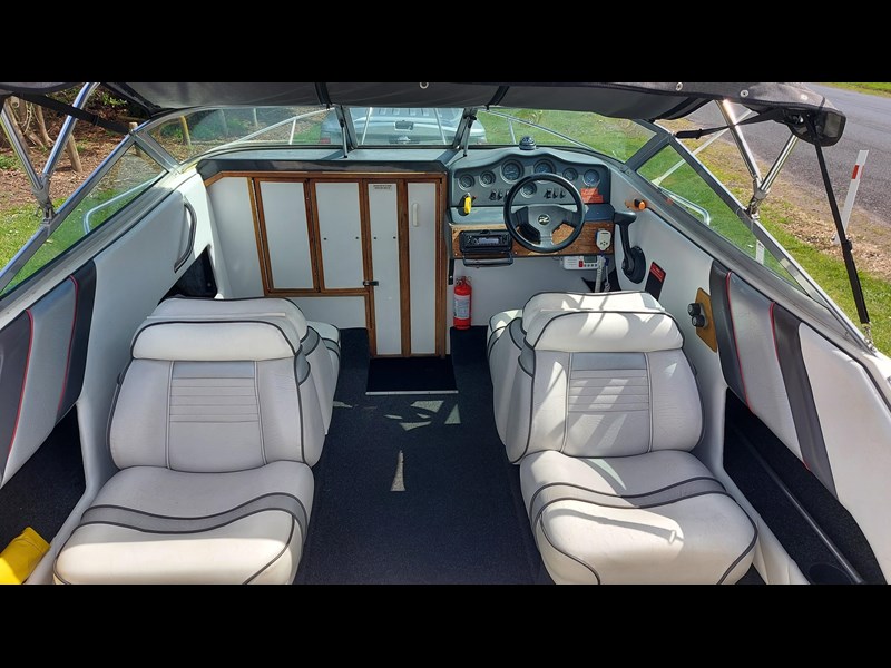 sea ray 200 cuddy 862823 015
