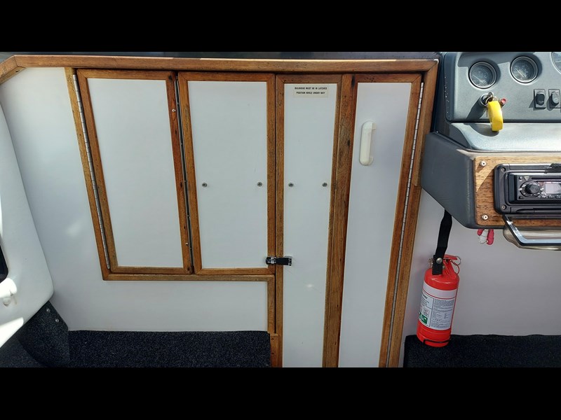 sea ray 200 cuddy 862823 019