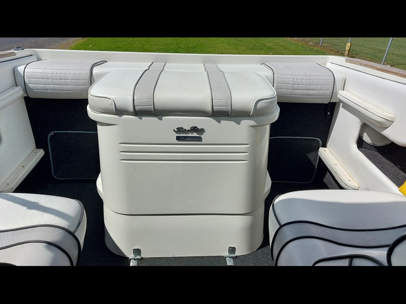 sea ray 200 cuddy 862823 023