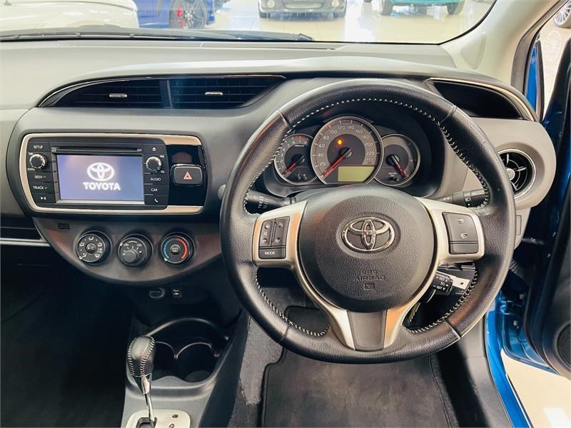 toyota yaris 862846 011