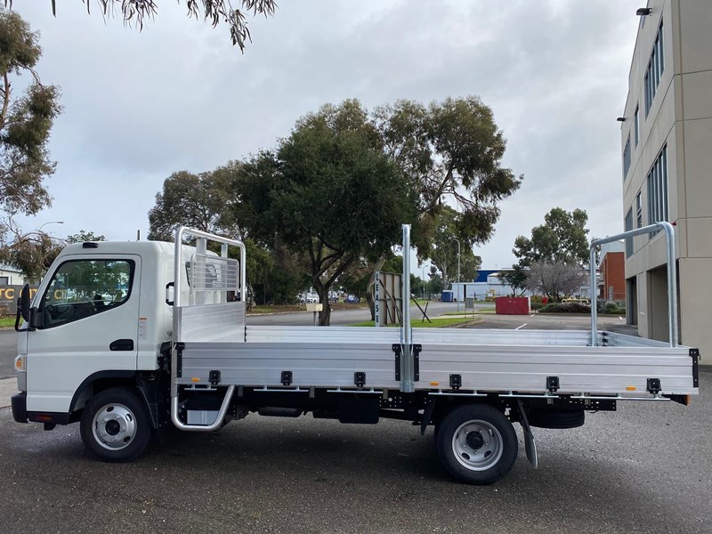 fuso canter 855410 003