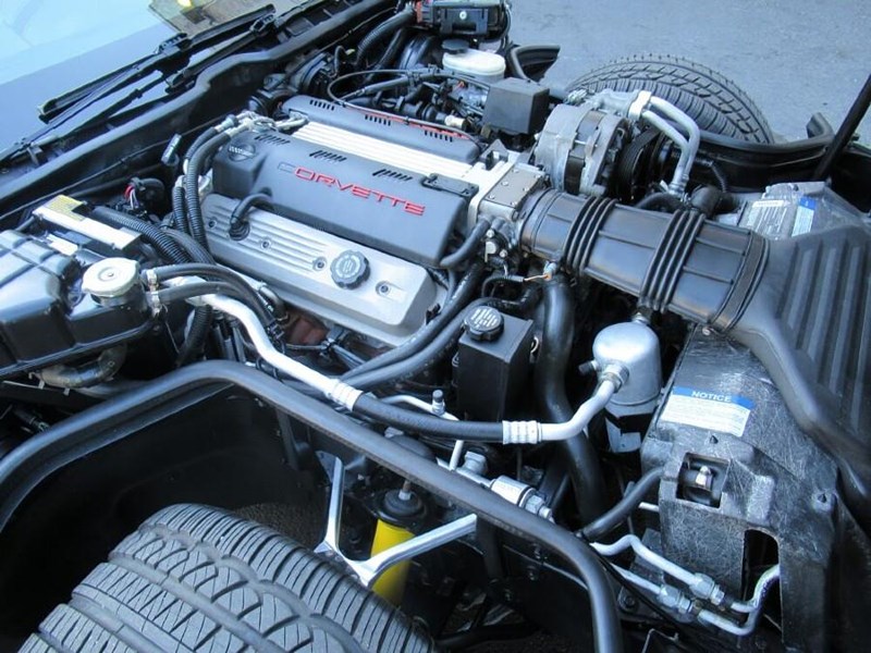 chevrolet corvette 863018 065