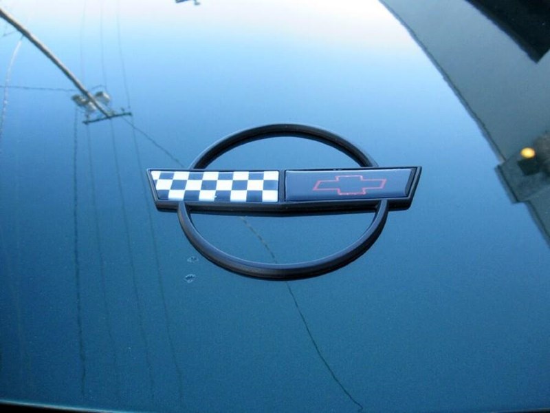 chevrolet corvette 863018 059