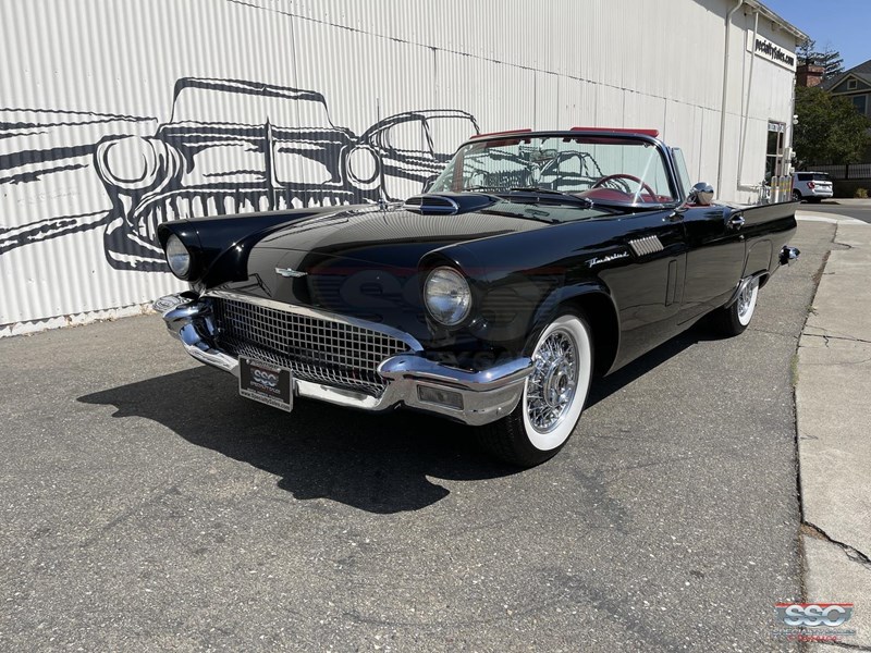 ford thunderbird 863056 001