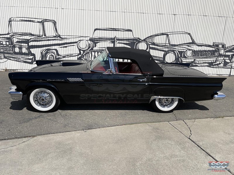ford thunderbird 863056 089