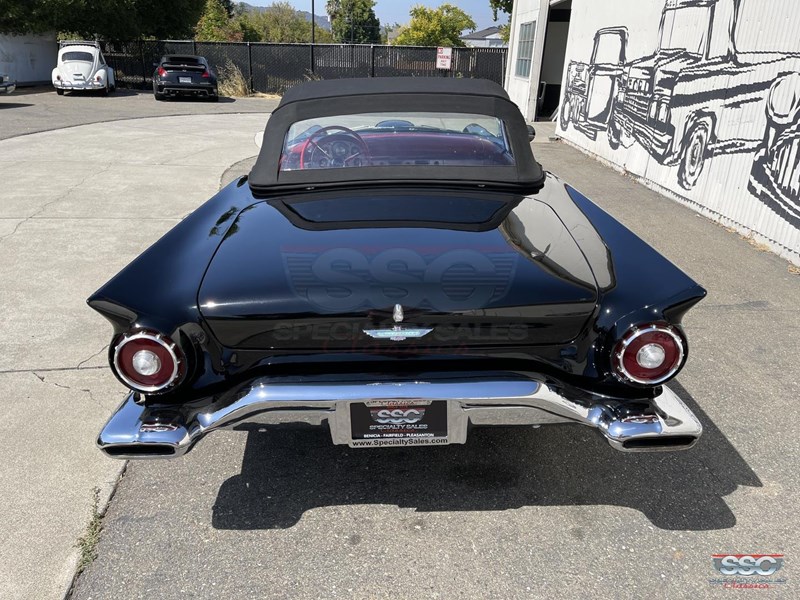 ford thunderbird 863056 093