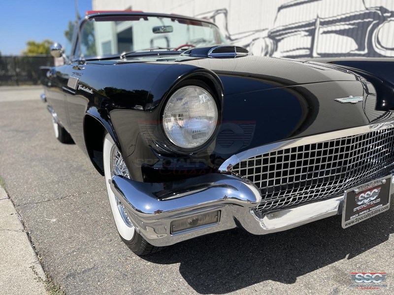 ford thunderbird 863056 033
