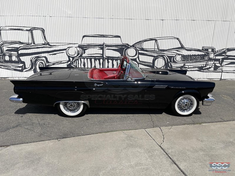 ford thunderbird 863056 027