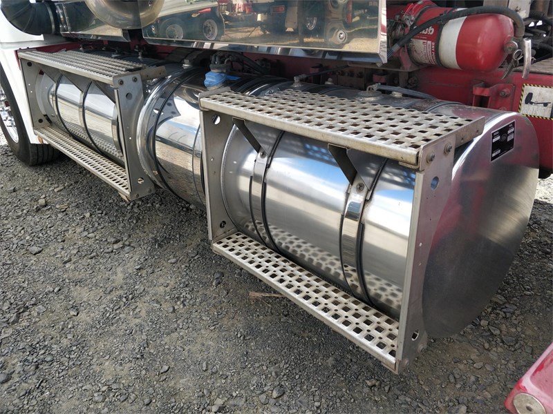 mack trident 863077 027