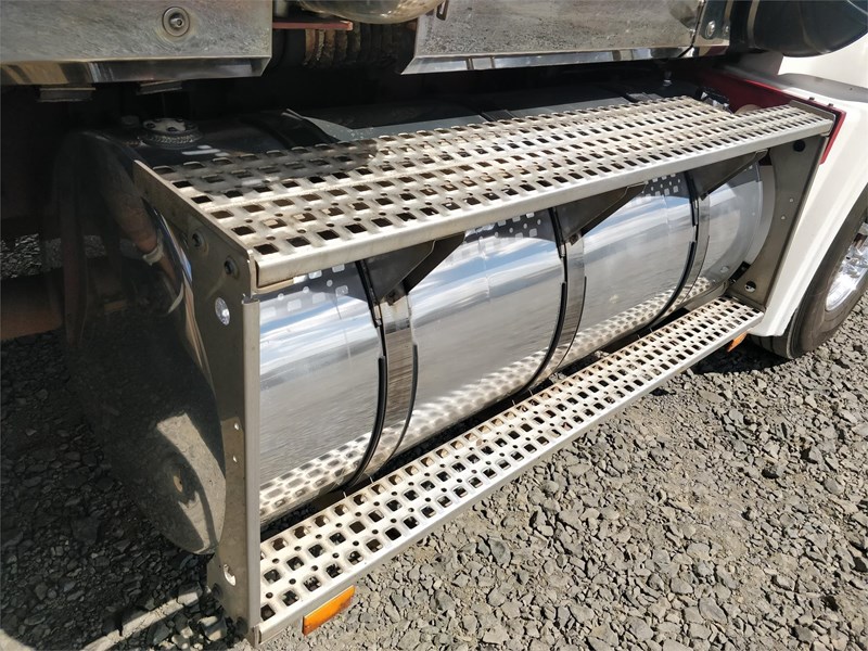 mack trident 863077 031
