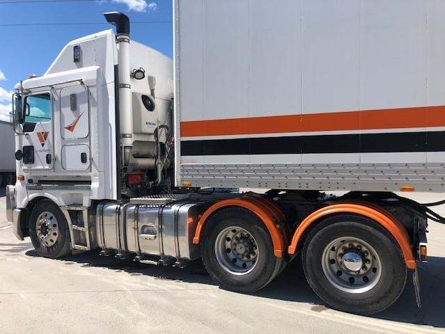 kenworth k200 aerodyne 863078 013