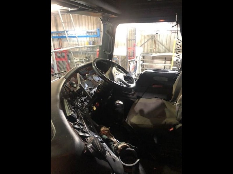 kenworth k200 aerodyne 863078 023
