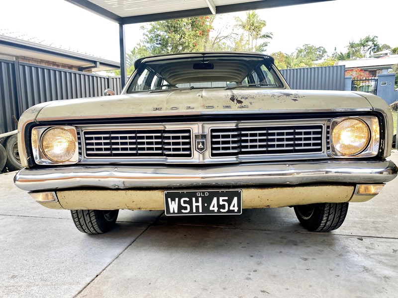 holden ht 863425 005
