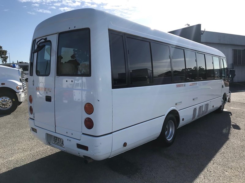 mitsubishi rosa deluxe 851695 009