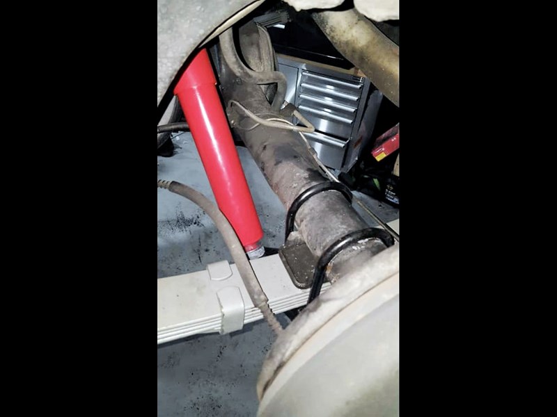 ford mustang gt 863499 011