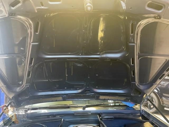 hdt commodore 863495 047